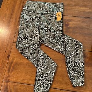 Women’s Nike dry-fit XS